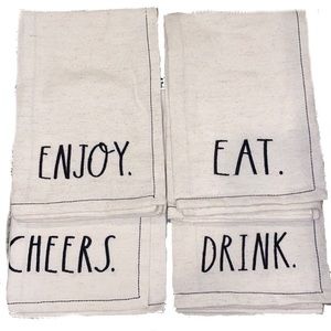 Rae Dunn 4 piece Embroidered Napkin Set Cream